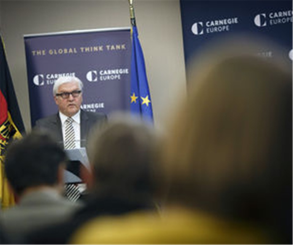 Außenminister Steinmeier bei seiner Rede bei Carnegie Europe.