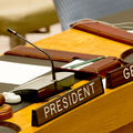 Deutschlands Sitz am Tisch des UN-Sicherheitsrats während des Ratsvorsitzes im September 2012