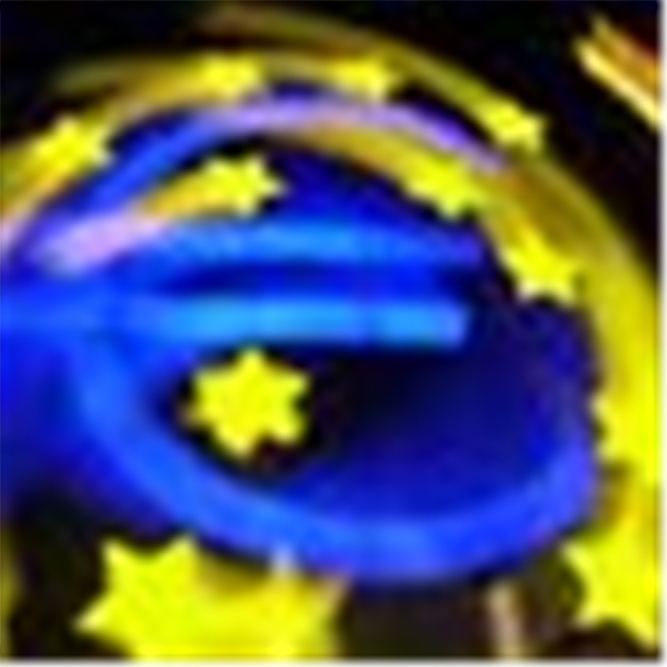 Euro-Symbol vor der Europäischen Zentralbank in Frankfurt
