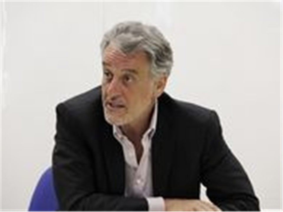  Loukas Tsoukalis